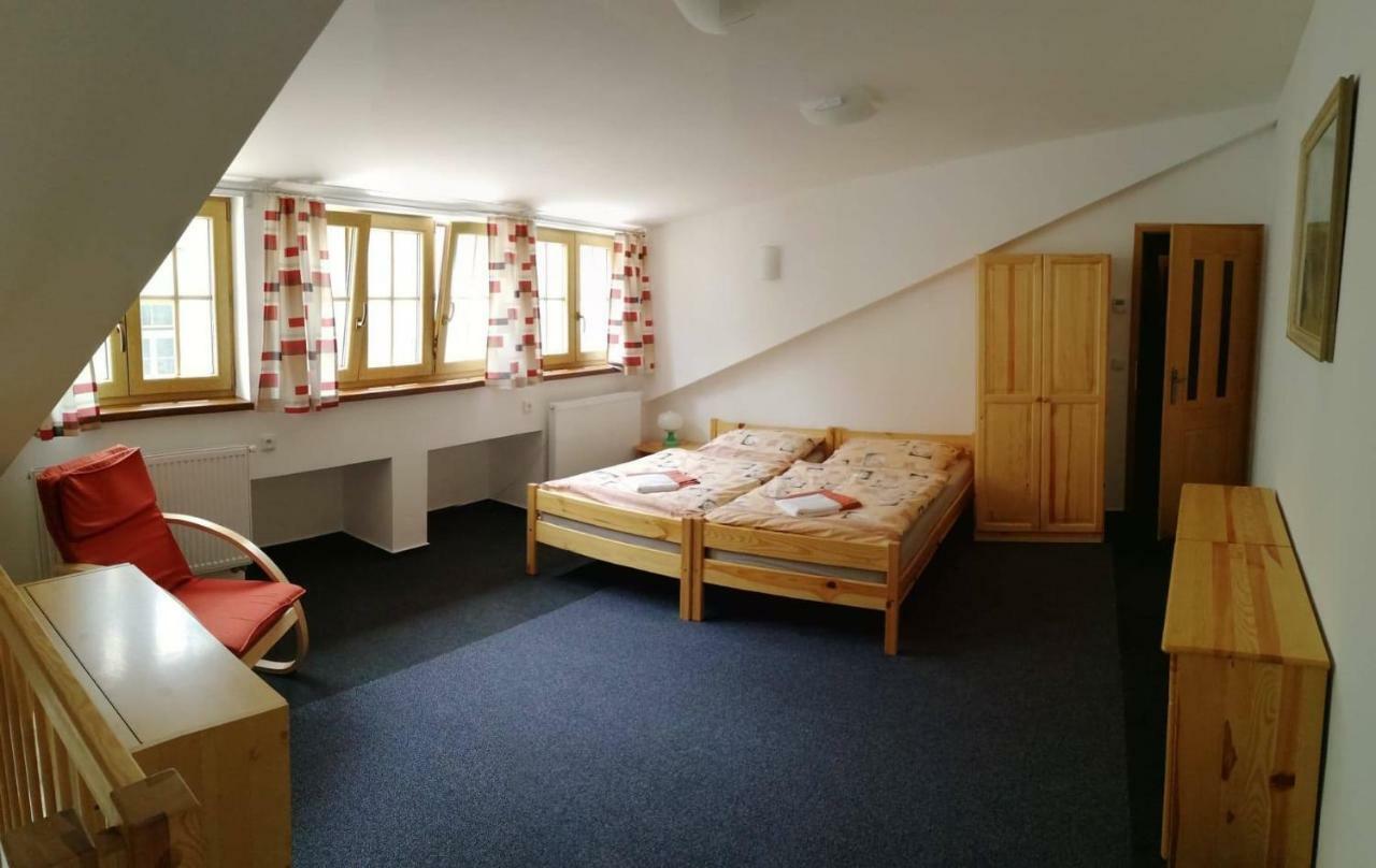 Apartman U Hippolyta 因德日赫城堡 外观 照片